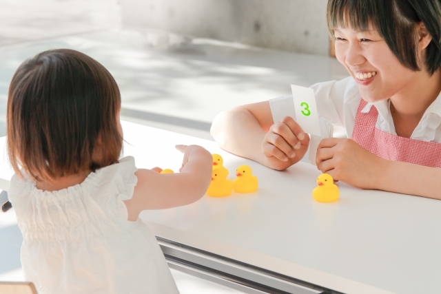 保育士の仕事が忙しい理由 繁忙期や忙しい時間帯などもあわせて解説 保育のお仕事お役立ち情報 ジョブトル保育